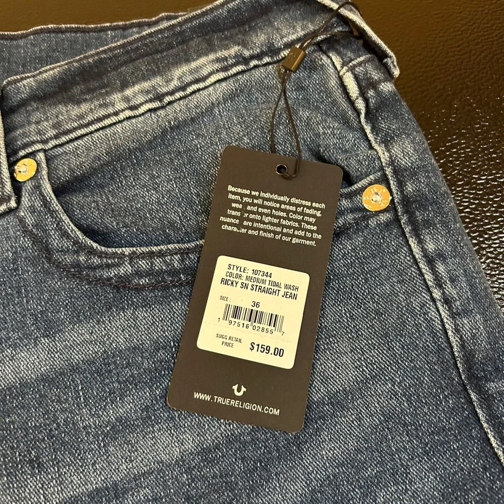 True Religion Ricky Relaxed Straight Jeans Mens size 36x34 Blue Tidal Wash NWT